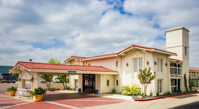Motel 6 Austin, TX - Midtown