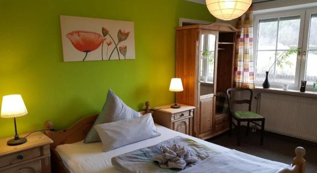 Gästezimmer Am Buchenhain, Varaa Hotelli Hotellit Baijeri pysäköinnillä, Pysäköinti