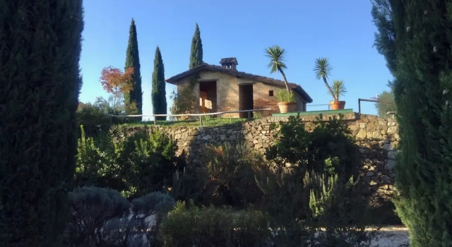 Коттедж New Historic Tuscany Country House Retreat in a Vineyard Near Siena Villa Chiantissimo