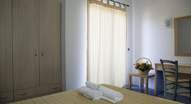 Villaggio Santandrea Resort, Buchen Sie Resort Sant'Andrea Apostolo dello Ionio Kalabrien