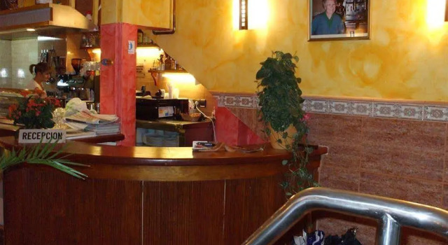 Hostal Blanes La Barca