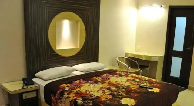 The Grand Park Hotel
