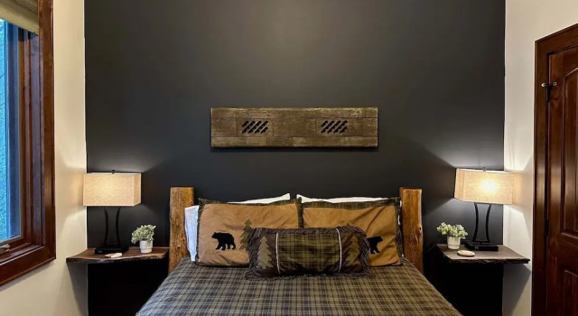 Lake Overlook High Elevation Home With Views and Game Room