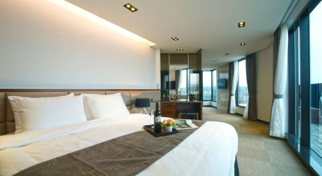 Люкс I-Jin Hotel