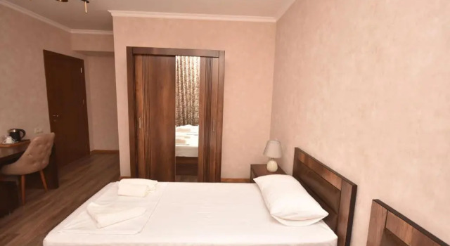 Hotel & Restaurant Sokhumi, Réserver Hôtel Zugdidi 