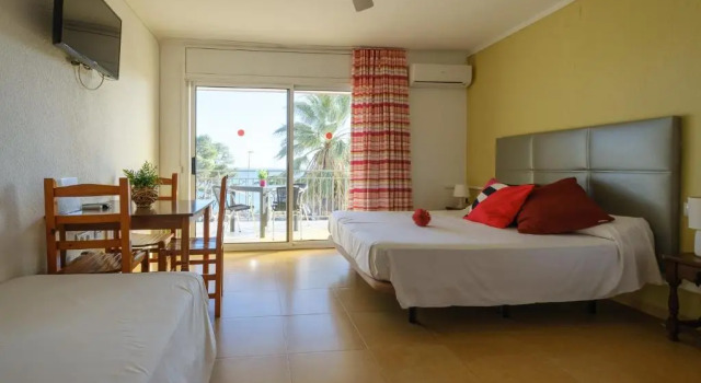 Студия Apartamentos Deauville