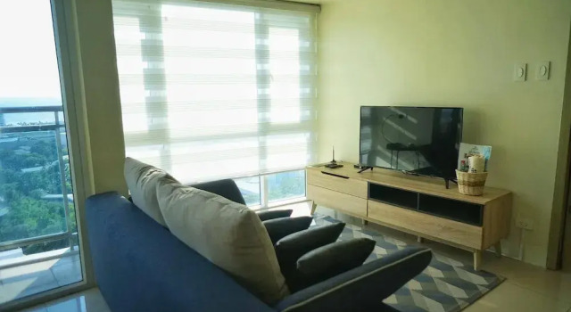 Номер Deluxe SM Breeze Residences Pasay Malate