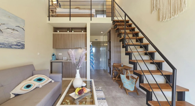 Полулюкс Flamingo View Suites & Villas