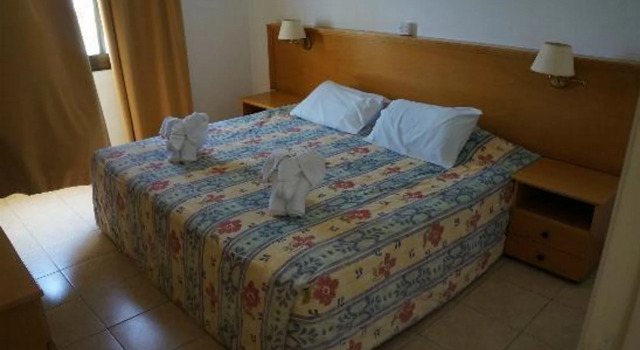 Stephanos Hotel Apts