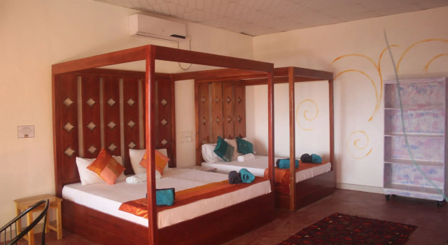Golden Beach Cottages, Prenota Hotel Hotel a Distretto di Trincomalee con parcheggio, Parcheggio