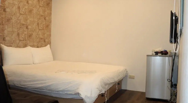 Feng Chia Easy Home, Prenota Hotel Taichung Cina