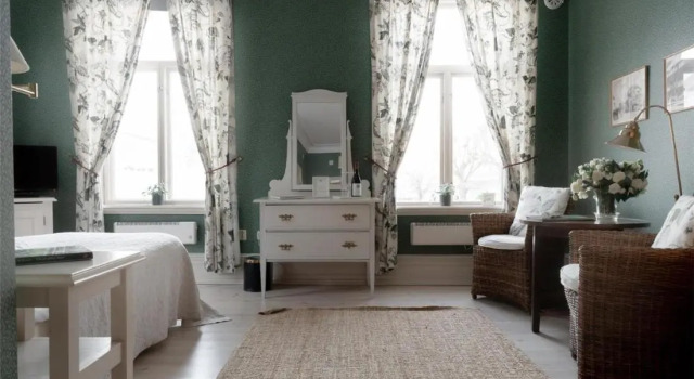 Grand Hotel Marstrand, Book Hotel  