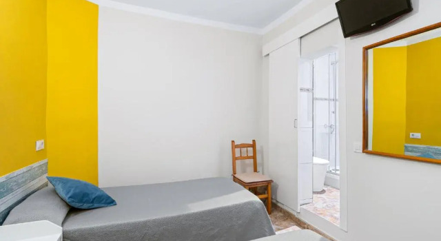 Hostal Santa Ana