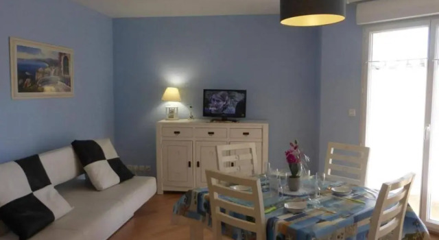 Appartement Saint-Gilles-Croix-de-Vie, 2 pièces, 4 personnes - FR-1-224-217