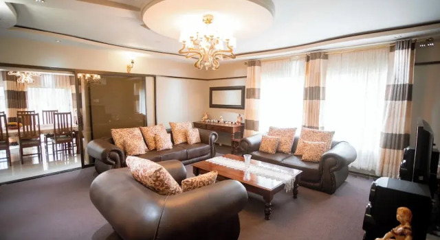 Great Wall Guest lodge, Забронировать Гостевой дом Булавайо Зимбабве