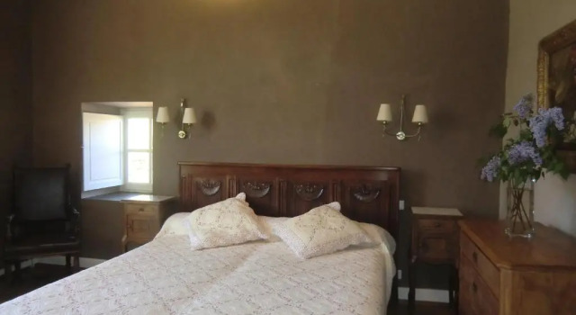 Standard double chambre Vue piscine Château de Fourcès