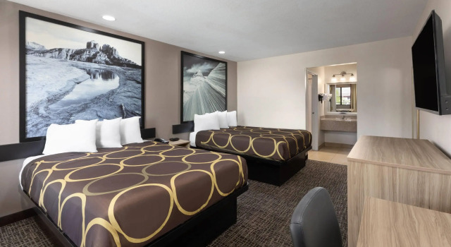 Super 8 by Wyndham Tucson/Grant Road Area AZ