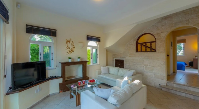 Villa Chrysanthemum