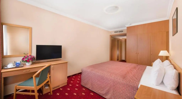 Двухместный номер Standard Danubius Hotel Arena
