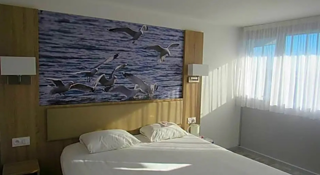 Одноместный номер Standard BRIT HOTEL Confort MORLAIX