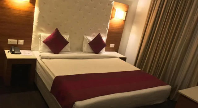 Двухместный номер Superior с балконом Hotel Ivory 32