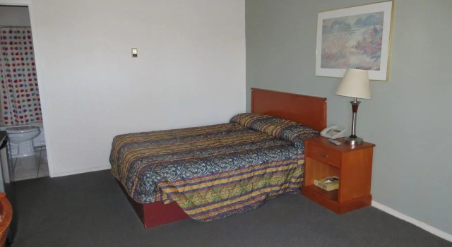Westgate Inn