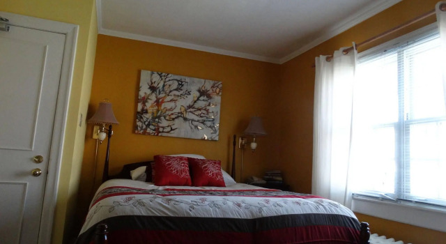 Hochelaga Inn