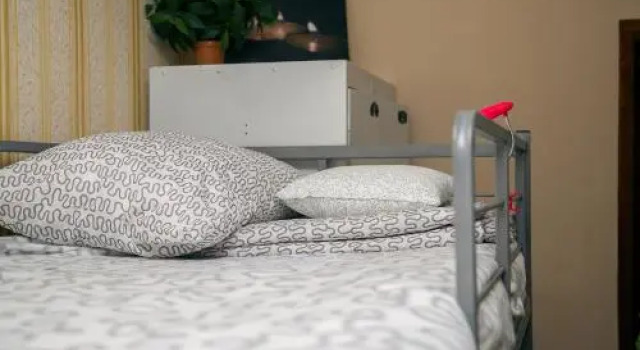Hostel Den I Noch, Prenota Ostello Hotel a Central Russia con parcheggio, Parcheggio