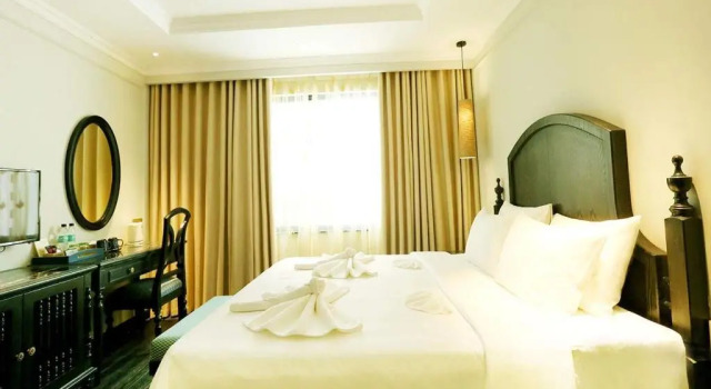 Люкс Hanoi Emerald Waters Hotel Valley