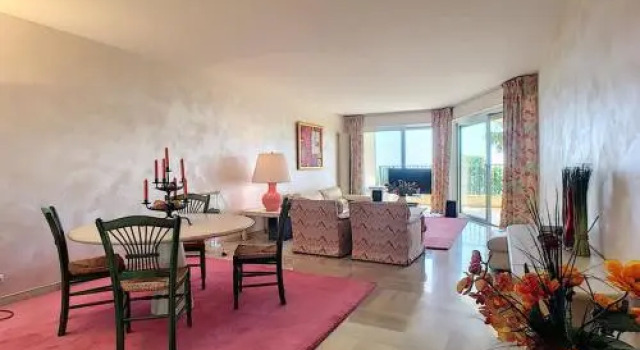Vue Mer 10 Min De Cannes Grand Appartement