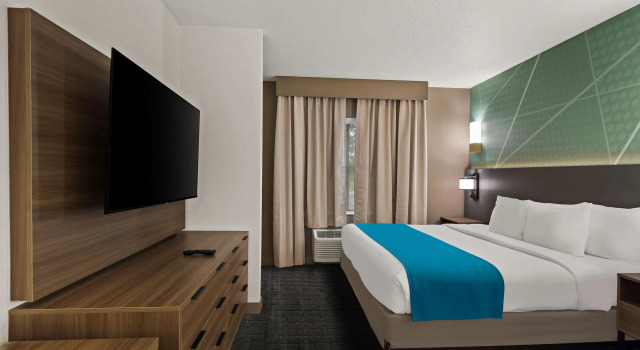 Двухместный люкс Comfort Suites Vero Beach I-95