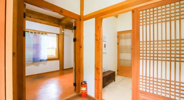 Suncheon Bulbidang Hanok Pension, Reserva ahora Hotel Hoteles en Jeolla del Sur con aparcamiento, Aparcamiento