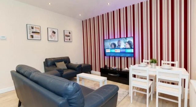 Dior House Apartments, Varaa Huoneisto Asunnot kohteessa Merseyside, Huoneisto