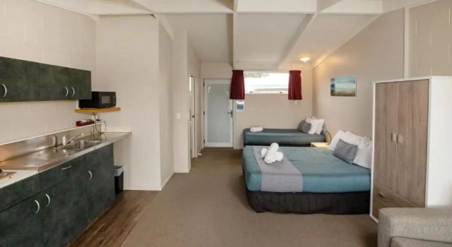 Студия Tāhuna Beach Holiday Park