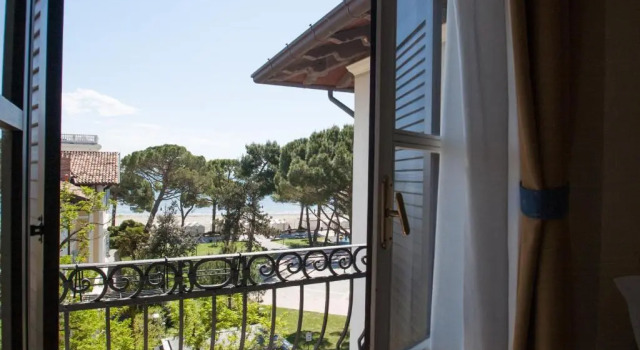Двухместный номер с балконом Hotel Villa Erica