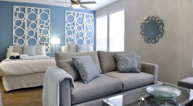 Premier Hollywood LA 4BD Suite