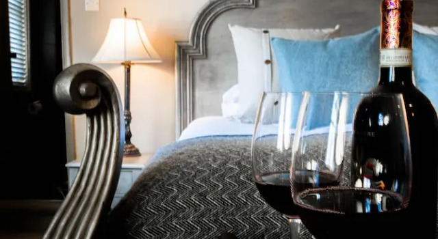 Номер Classic Elephant Hotel