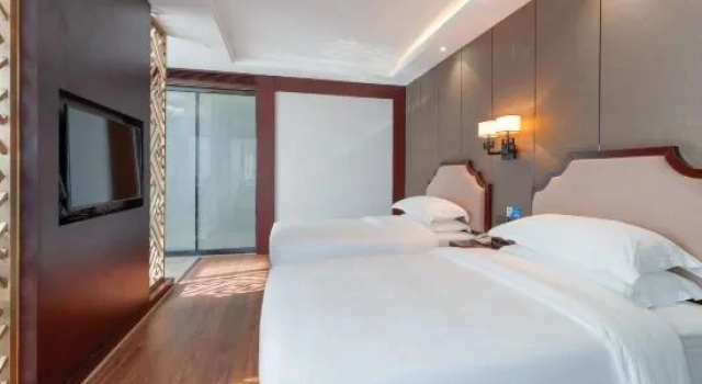 Люкс Todays Yueting Hotel（Jian Peoples Square Branch)