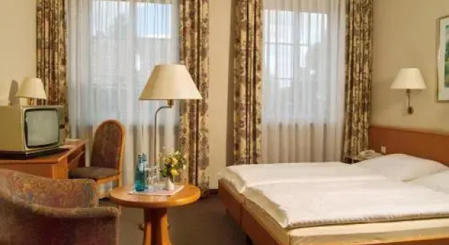 Hotel Restaurant Witte, Забронировать Отель Ален 