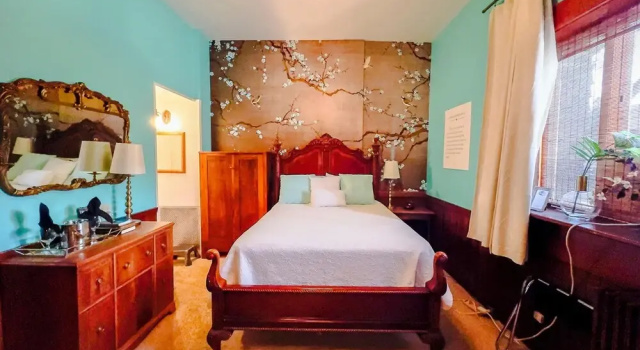 Номер Premier Old Library Inn - Historic Olean NY