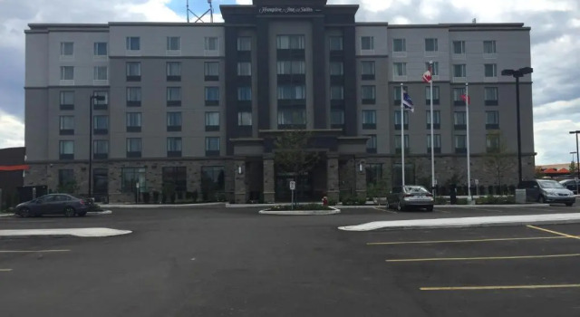 Номер Standard Hampton Inn & Suites by Hilton Bolton