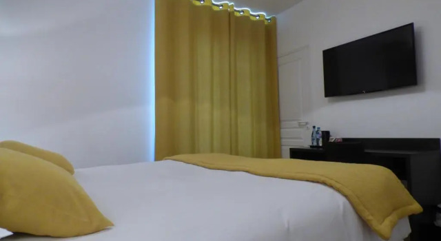Двухместный номер Standard Grand Hôtel Brive