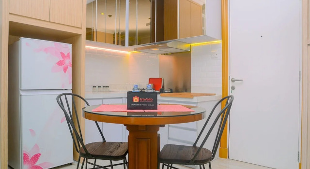 Standard Zimmer Modern Studio at Titanium Square Apartment By Travelio