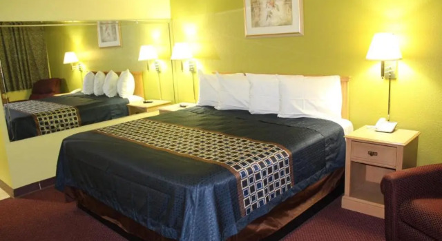 Номер Standard Hutchinson Inn