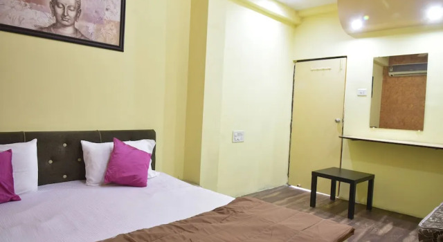 Номер Standard Hotel Drishti Inn