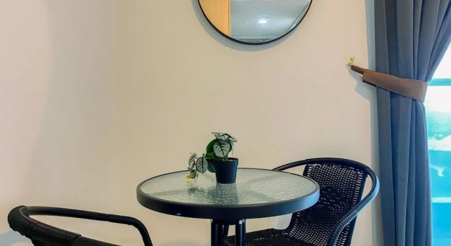 Best View and Comfy Studio at Gold Coast Apartment, Забронировать Апартаменты/квартира Отели Джакарты с парковкой, рядом с Торговый центр PIK Avenue, Парковка
