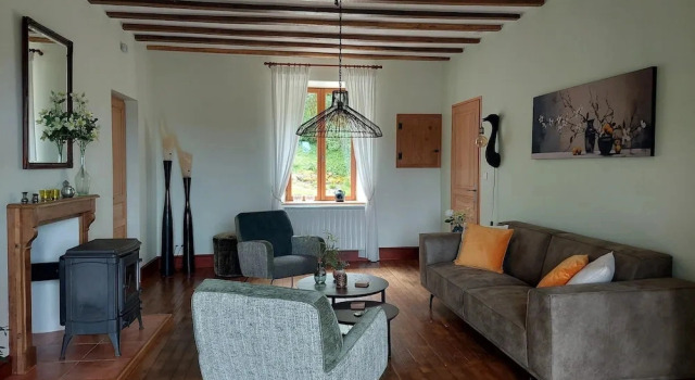 Holiday Home in Limoges With Saltwater Pool, Prenota Casa vacanze Sussac 