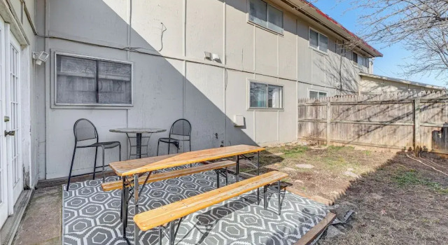 Апартаменты Furnished Patio! Family-friendly Tulsa Townhome