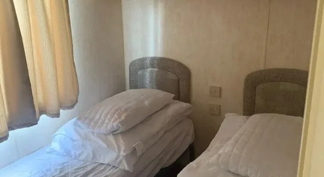 Seafront Cozy Static Caravan With Sea Vievs, Book Hotel 3-stjernede hoteller i Henryd, 3*