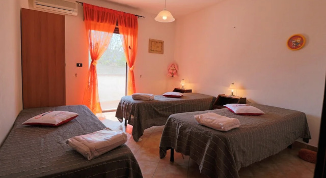 2 Bedrooms Cottage Residence Blues
